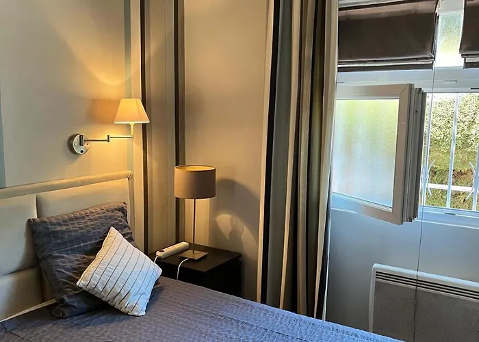 Détente à Juan Les Pins 2 Pièces Climatisée à 500m Des Plages