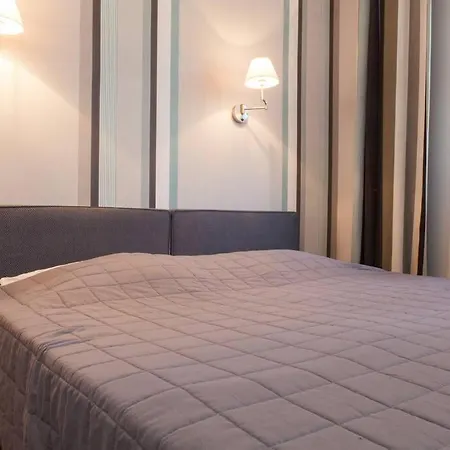 Détente à Juan Les Pins 2 Pièces Climatisée à 500m Des Plages *