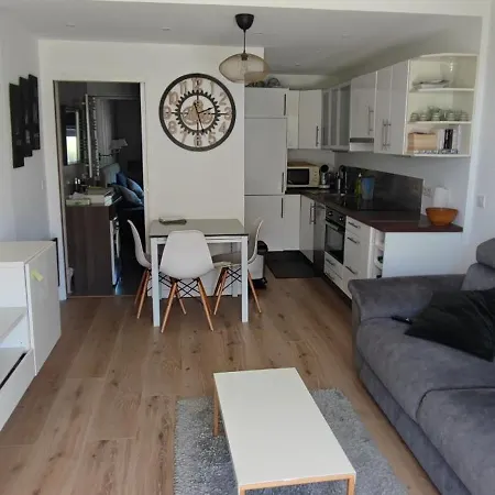 公寓 Detente A Juan Les Pins 2 Pieces Climatisee A 500m Des Plages 昂蒂布
